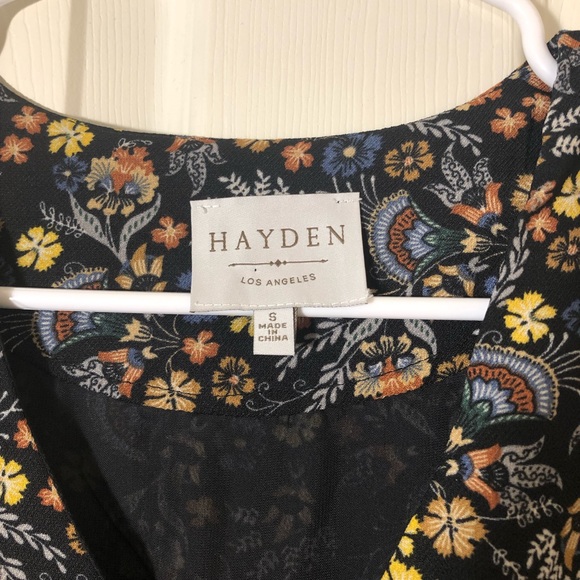 Hayden Los Angeles Floral Dress - Picture 4 of 10